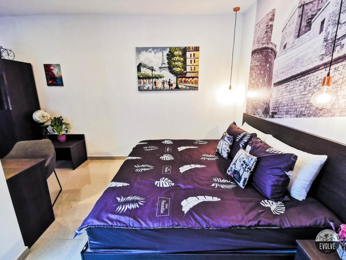 Evolve Coliving Guesthouse سليمة المظهر الخارجي الصورة