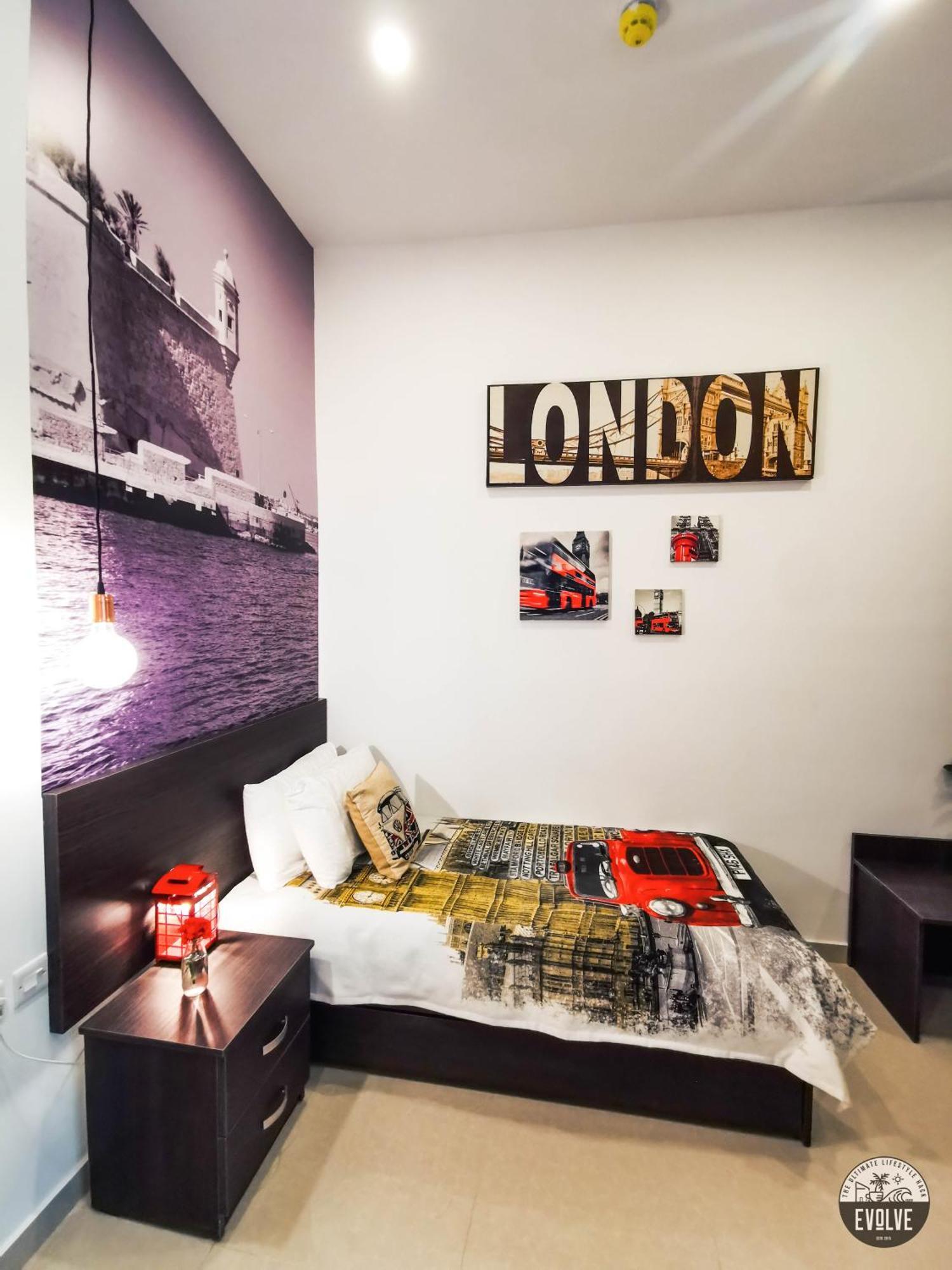 Evolve Coliving Guesthouse سليمة الغرفة الصورة